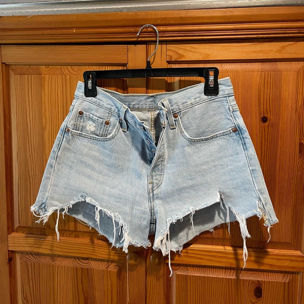 Levi’s 501 shorts
